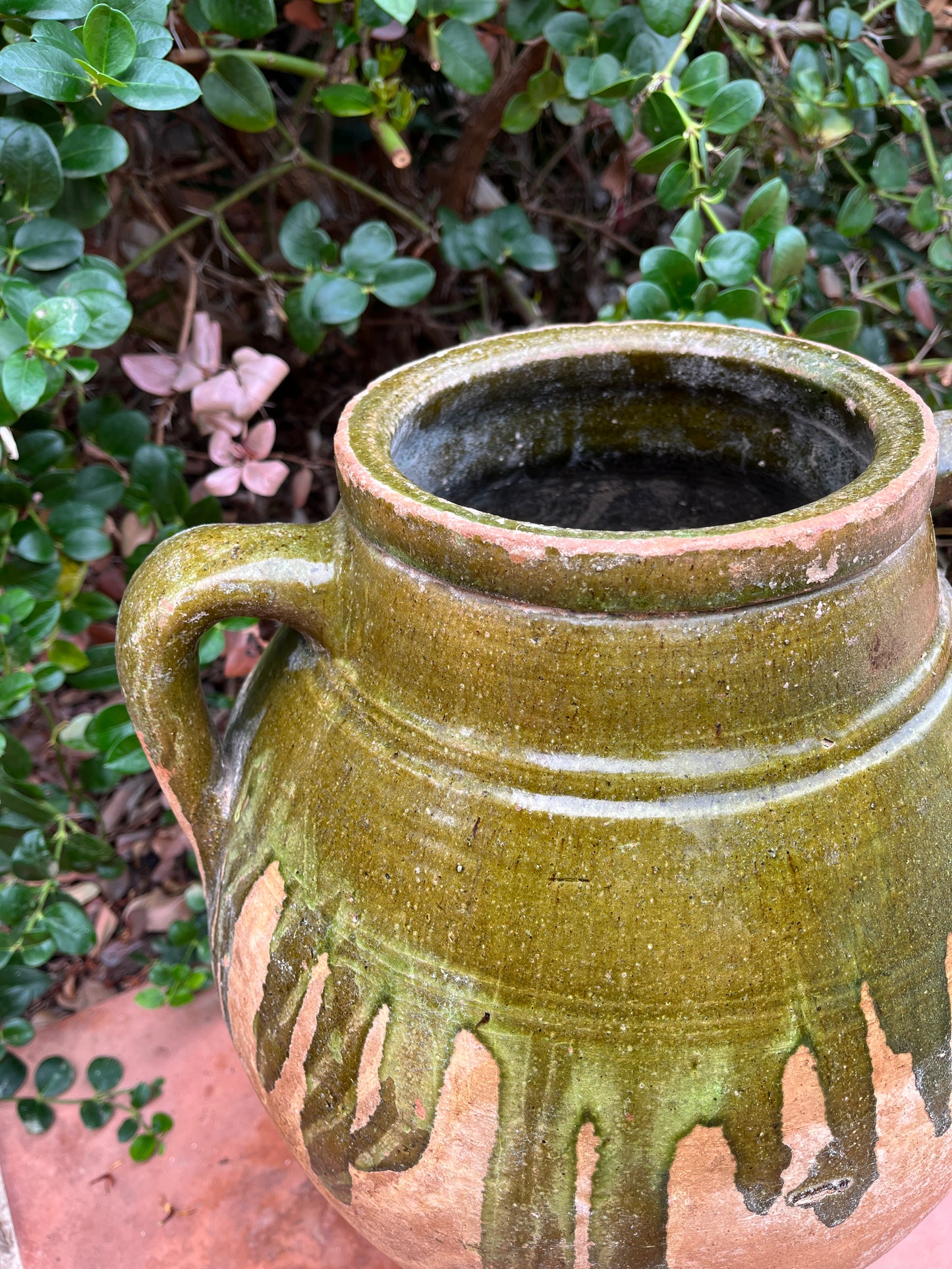 TINAJA DE BARRO, REGIÓN DE KONYA (ANATOLIA, TURQUÍA)