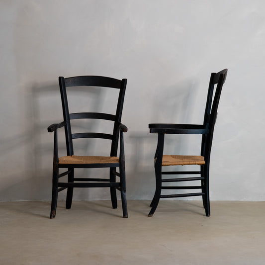 PAREJA DE SILLAS RÚSTICAS S. XIX