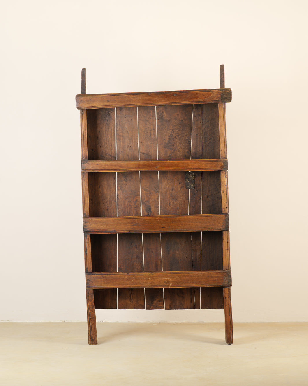 ESTANTERÍA VERNÁCULA EN MADERA, SIGLO XIX