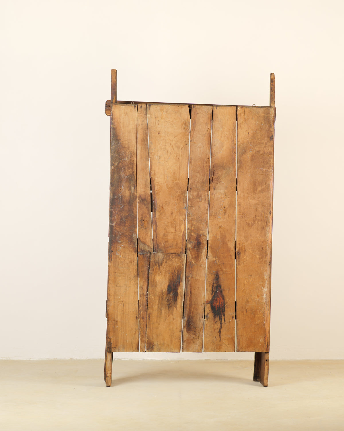 ESTANTERÍA VERNÁCULA EN MADERA, SIGLO XIX