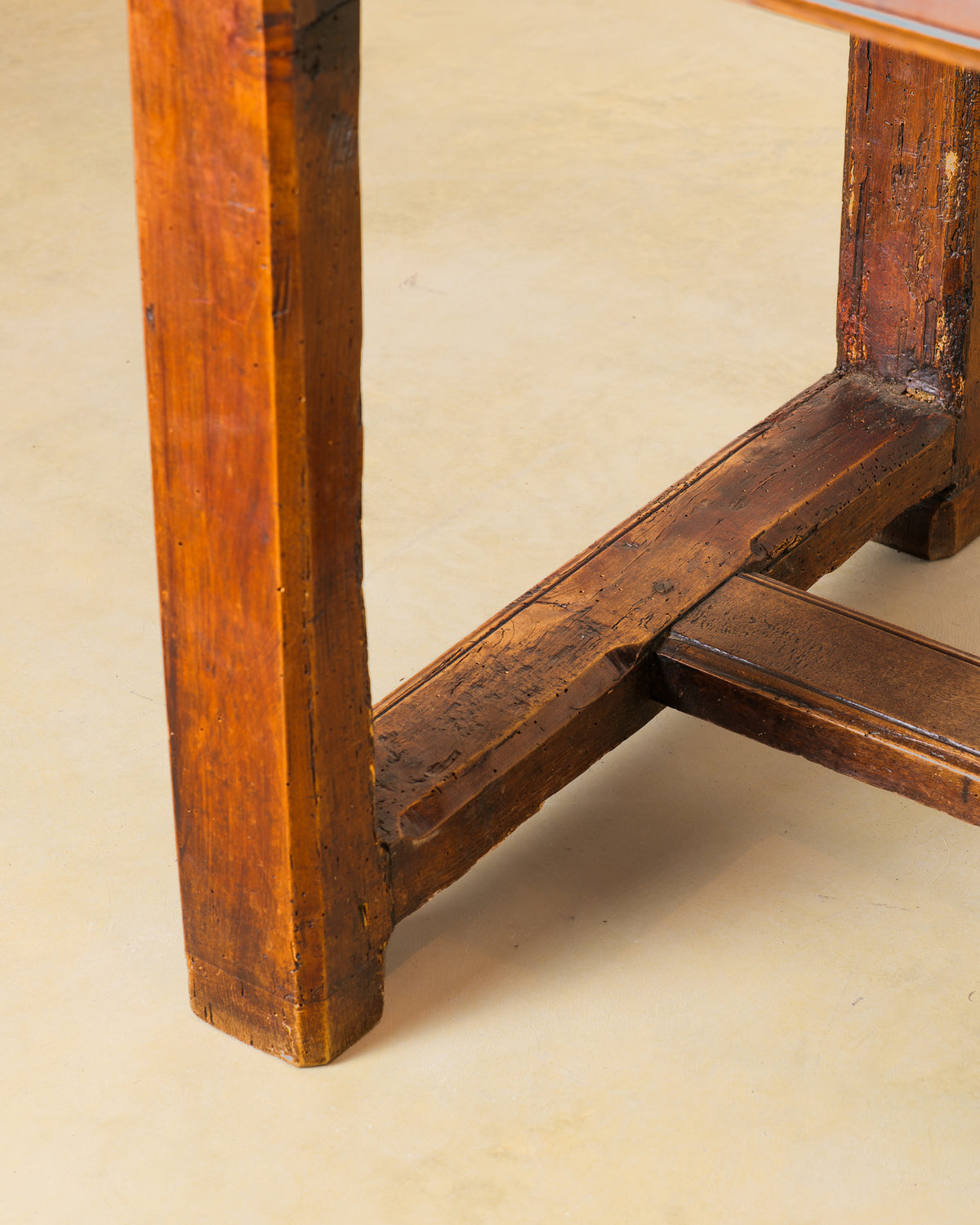 MESA DE COMEDOR PROVINCIAL ITALIANA DE ROBLE SXVIII