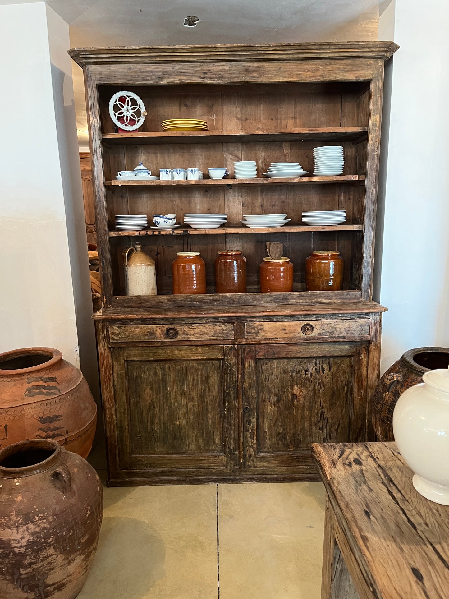 GRAN APARADOR ANTIGUO DE MADERA MACIZA NORTE FRANCIA S-XIX