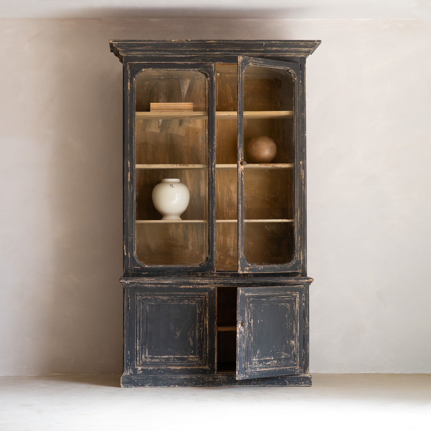 VITRINA FRANCESA S. XIX