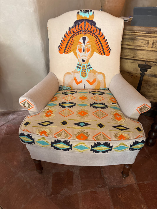 SILLÓN DE PRINCIPIOS DEL SIGLO XX RETAPIZADO TELAS “MALIA KENT PARIS”