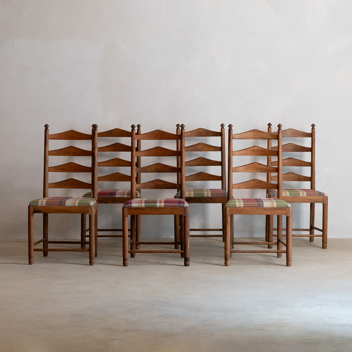 CONJUNTO 6 SILLAS RÚSTICAS DE LOS AÑOS 60 Y 70