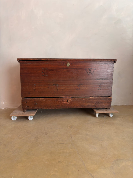 Baul mula, circa 1753