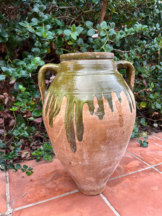 TINAJA DE BARRO, REGIÓN DE KONYA (ANATOLIA, TURQUÍA)