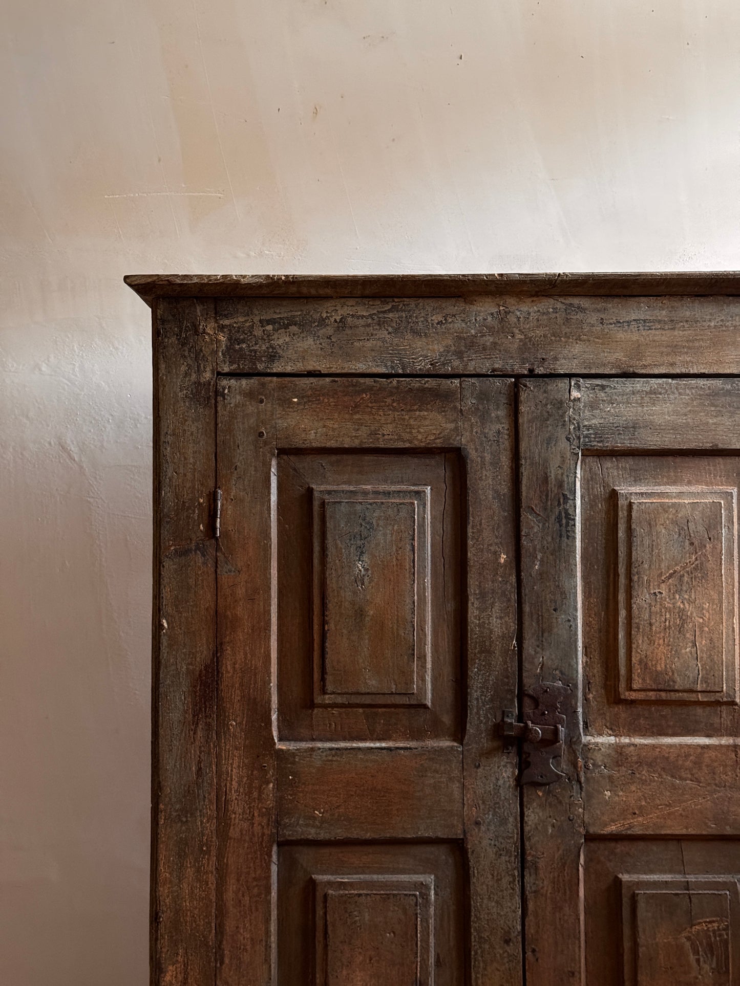 ARMARIO CAMPESINO XIX