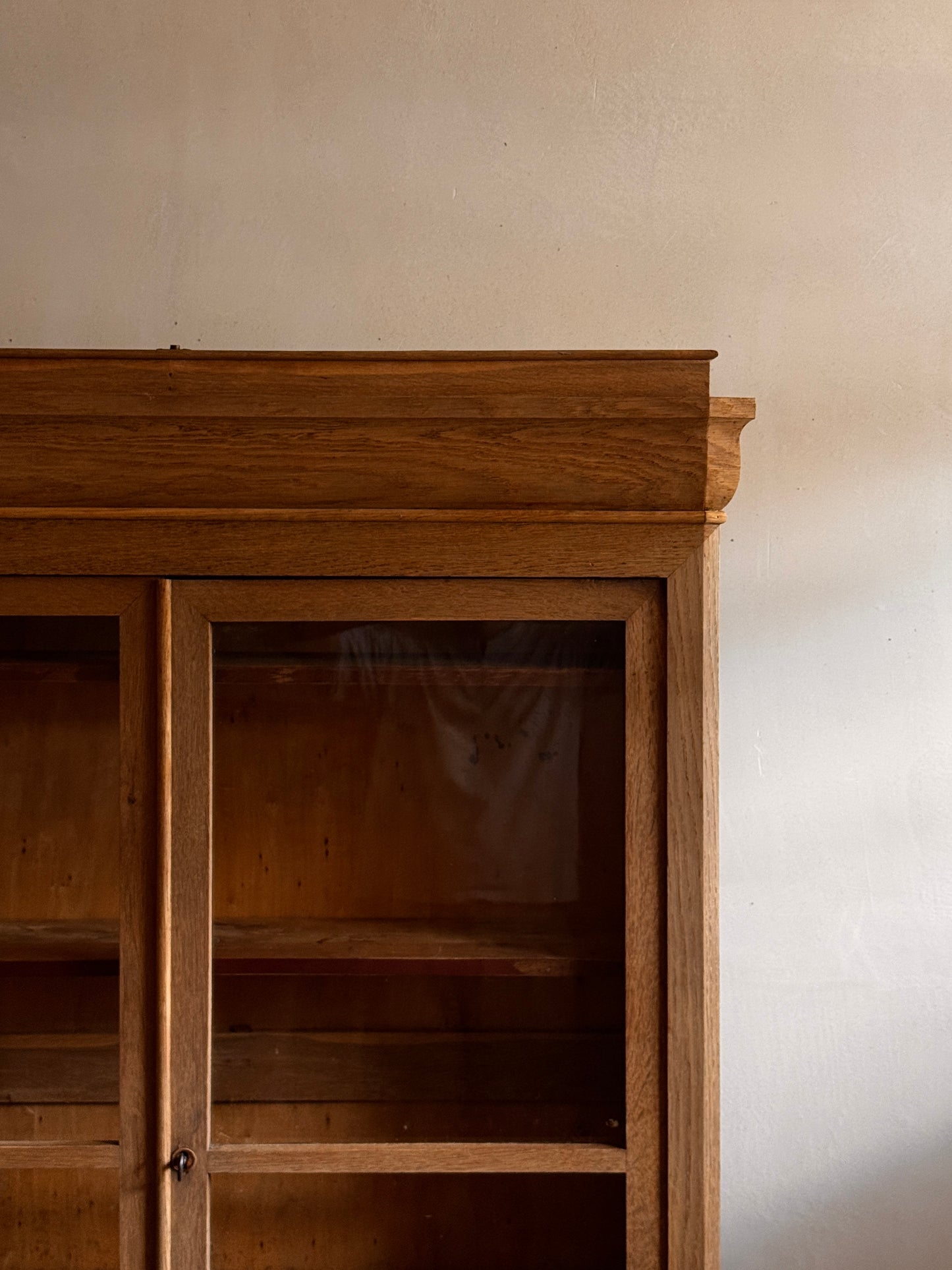 ANTIGUA ALACENA PROVENZAL DE ROBLE