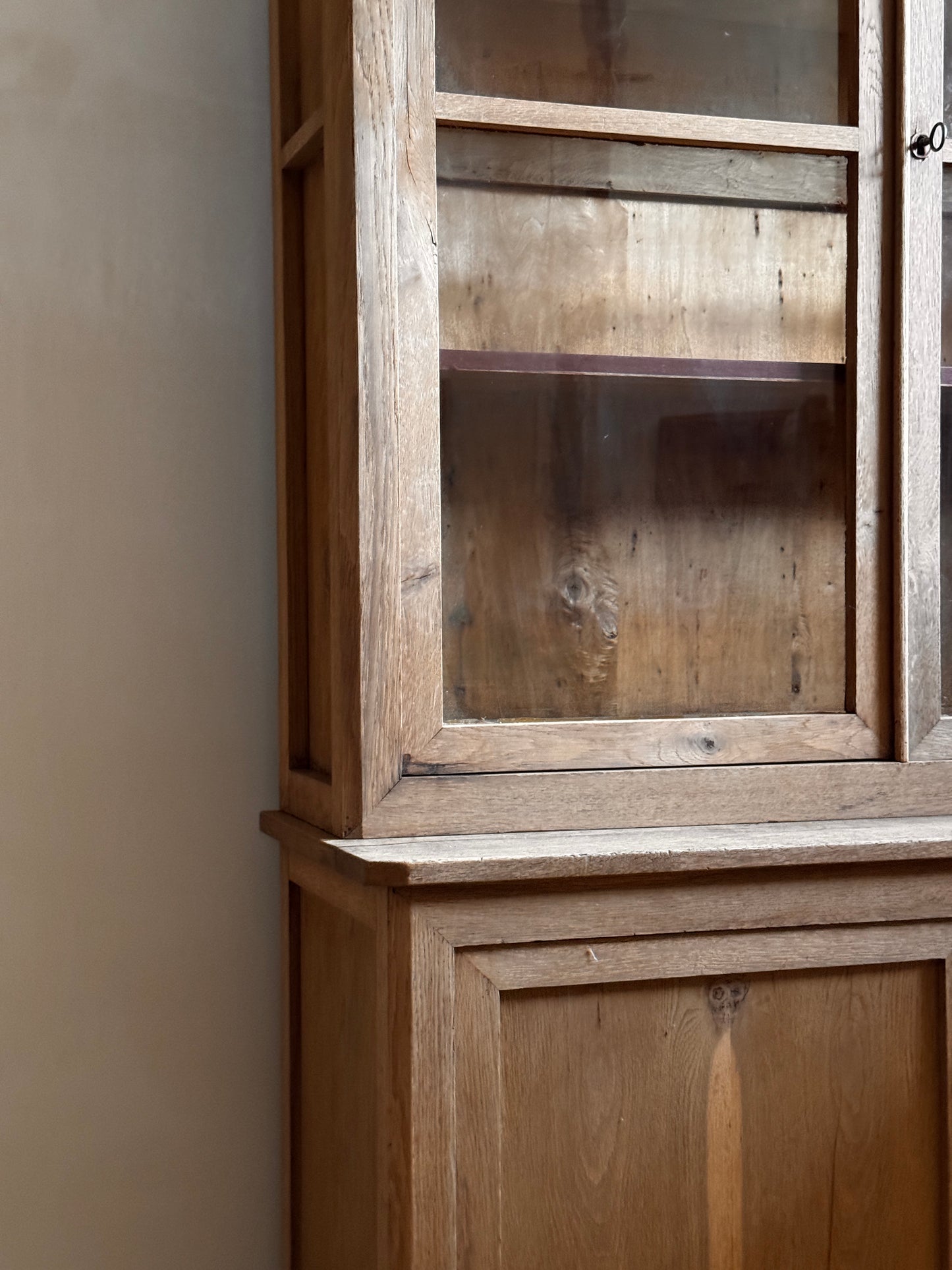 ANTIGUA ALACENA PROVENZAL DE ROBLE