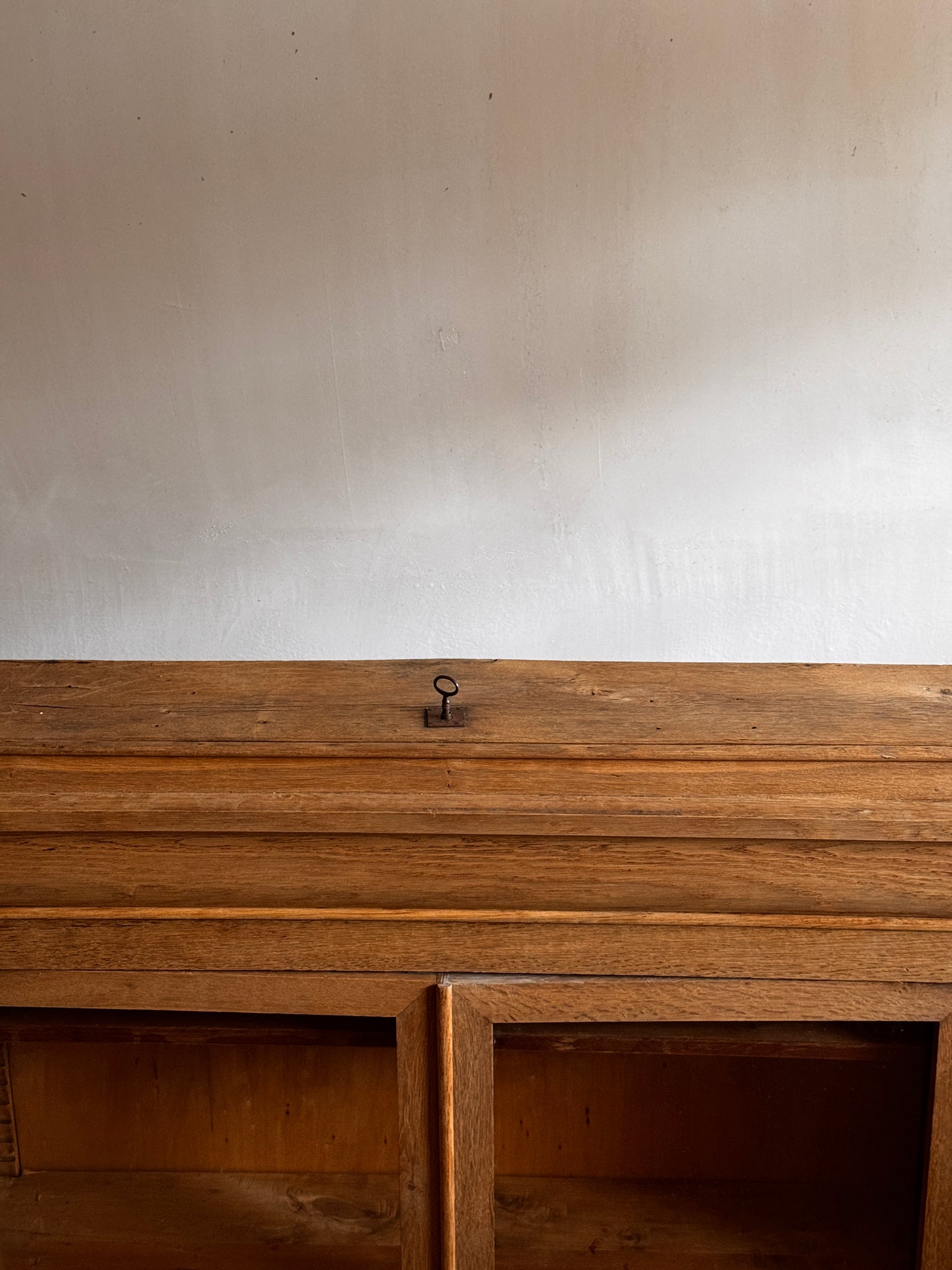 ANTIGUA ALACENA PROVENZAL DE ROBLE