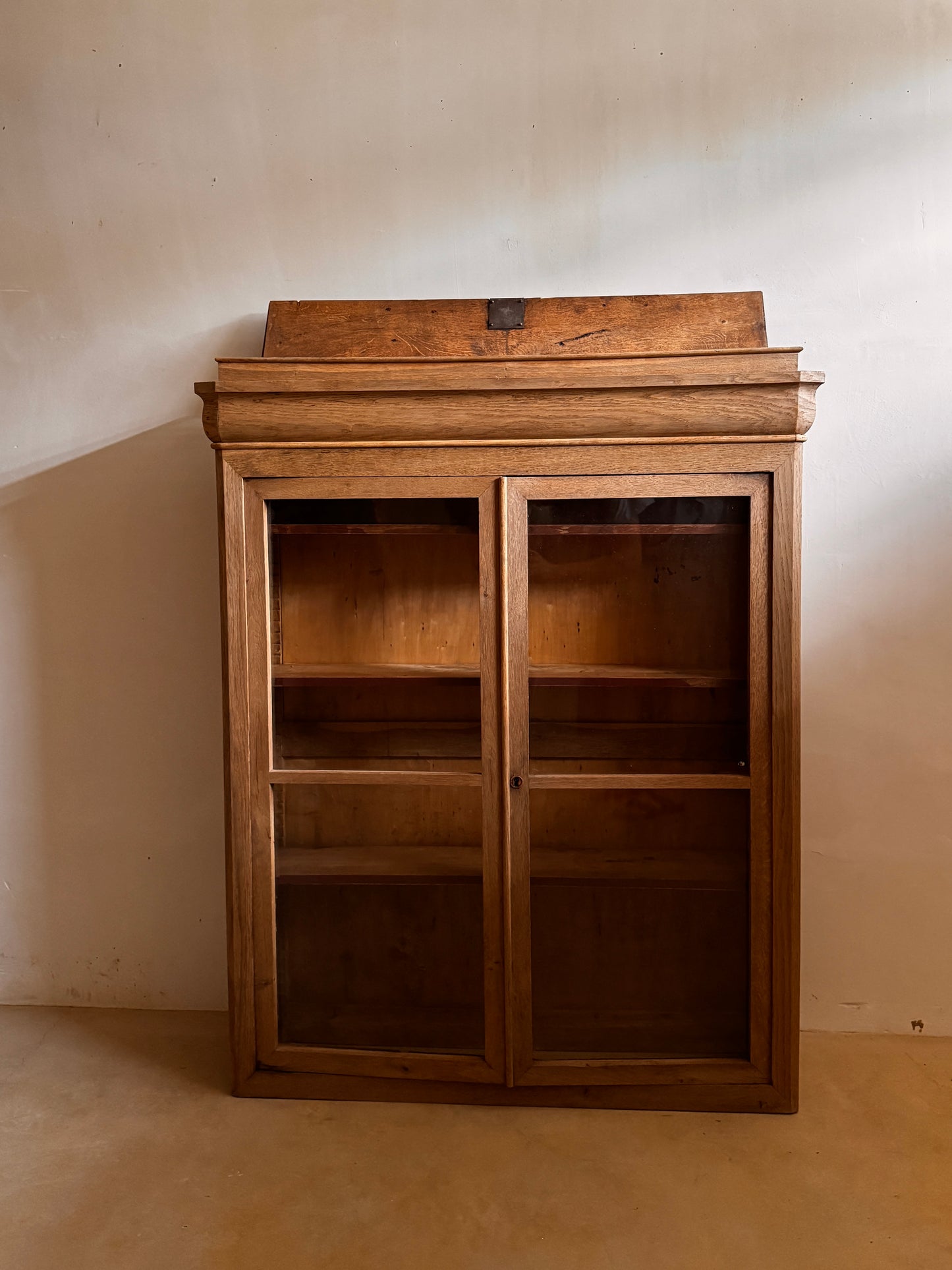 ANTIGUA ALACENA PROVENZAL DE ROBLE