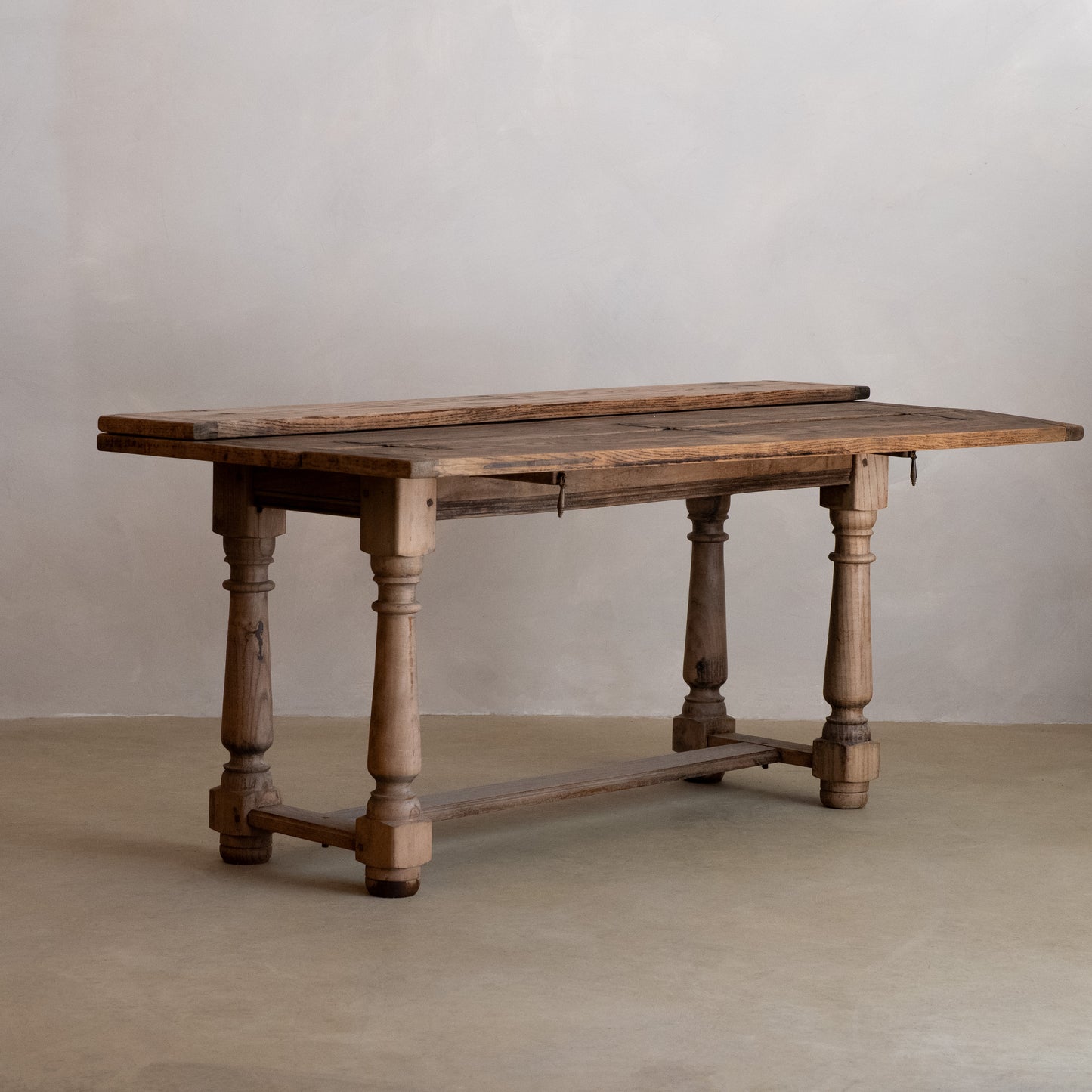 MESA PLEGABLE DE ROBLE FRANCIA S XIX