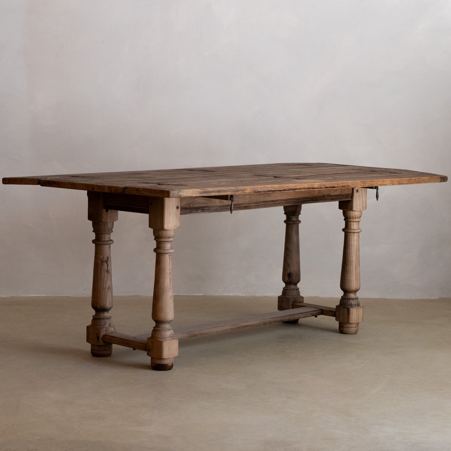 MESA PLEGABLE DE ROBLE FRANCIA S XIX