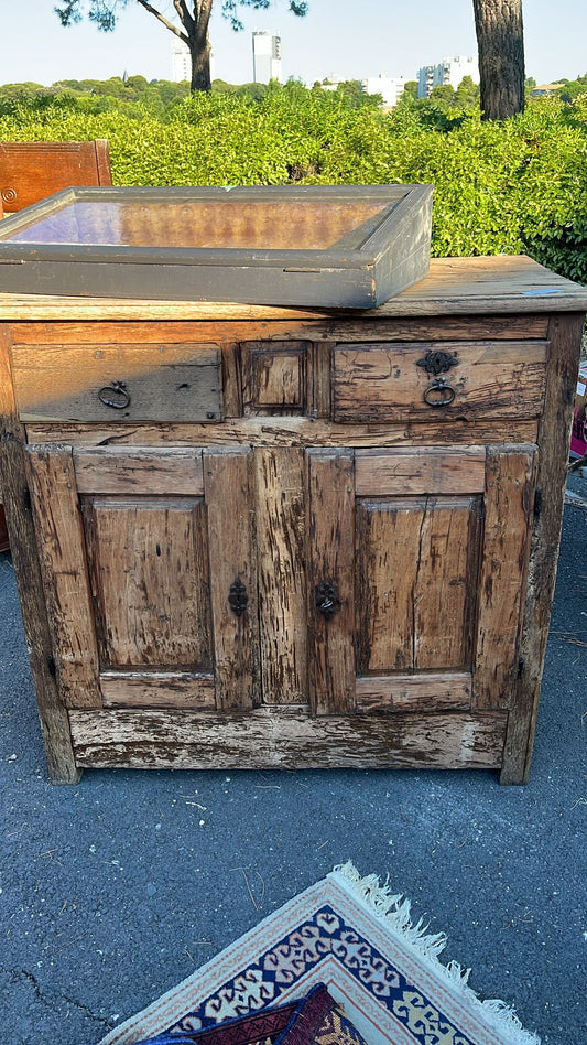 MUEBLE RUSTICO
