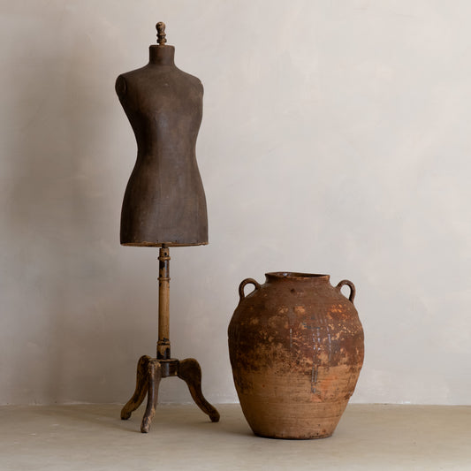 VASIJA DE TERRACOTA ESTILO HOTAMIS S. XIX