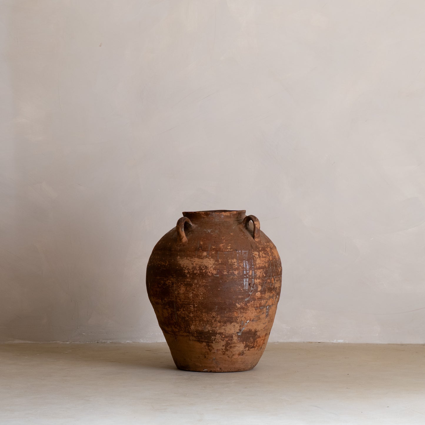 VASIJA DE TERRACOTA ESTILO HOTAMIS S. XIX