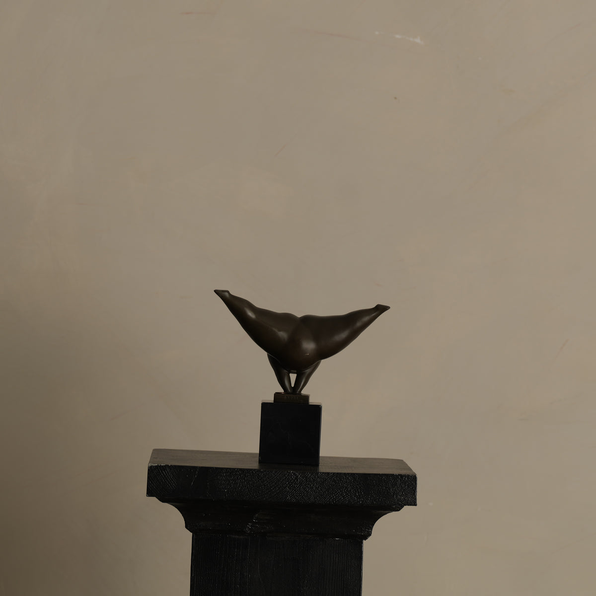 ESCULTURA “EL PINO” — MILO