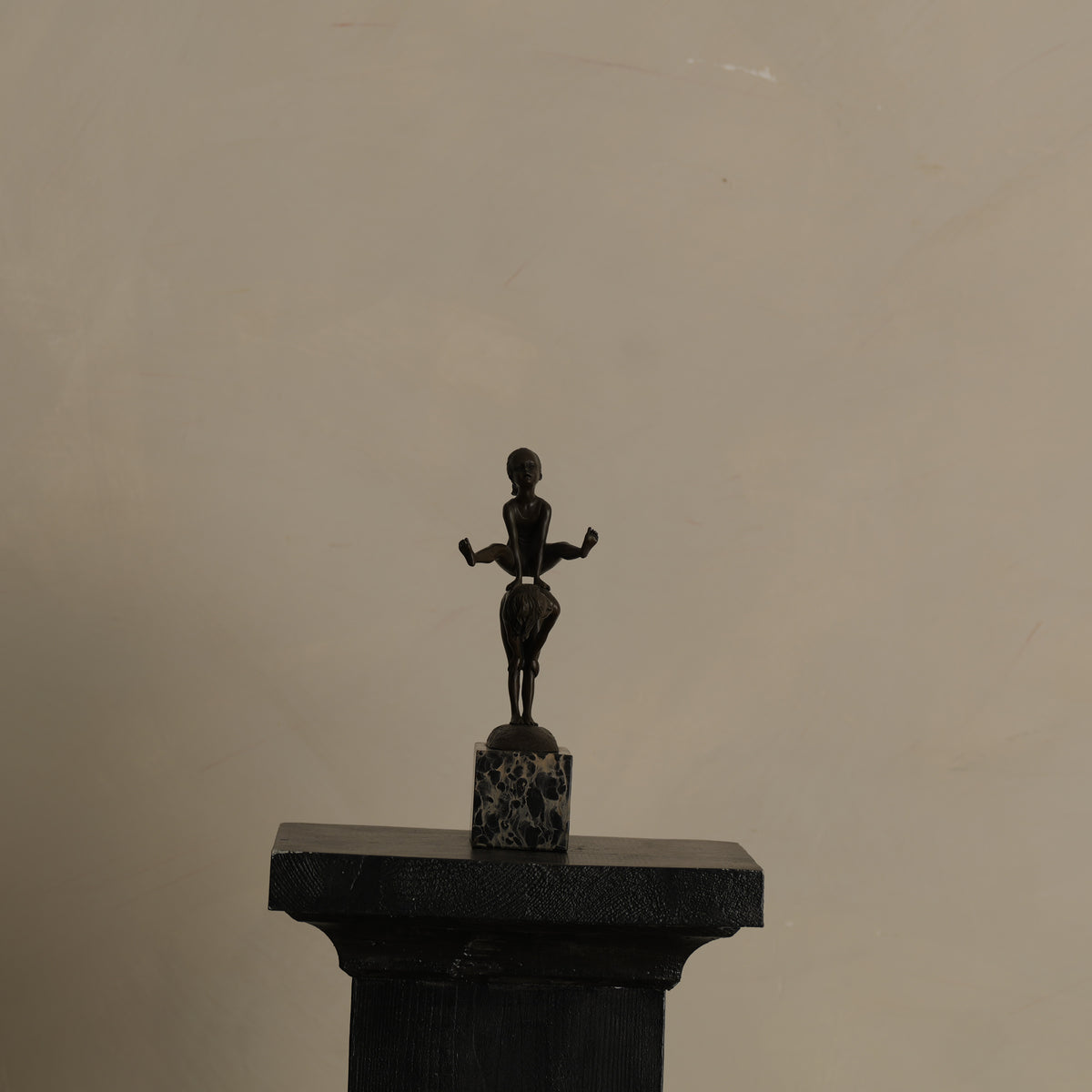 ESCULTURA “SALTO DEL POTRO” — MILO