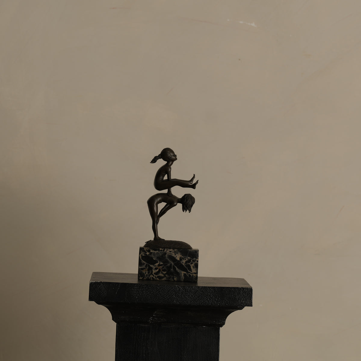 ESCULTURA “SALTO DEL POTRO” — MILO