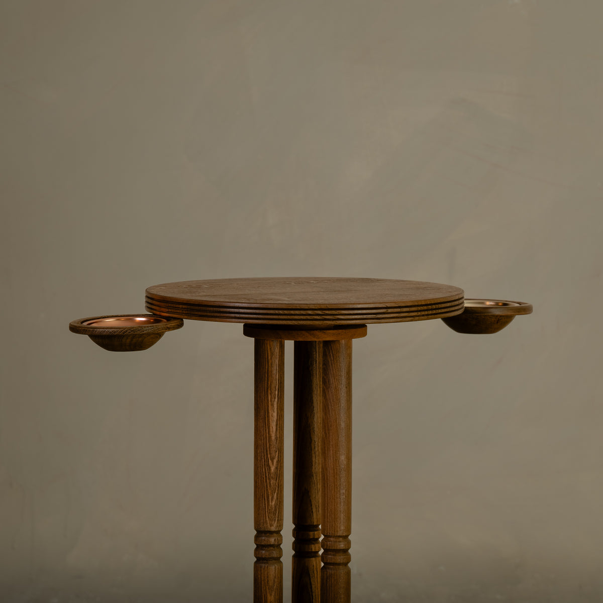 'SMOKER' SIDE TABLE