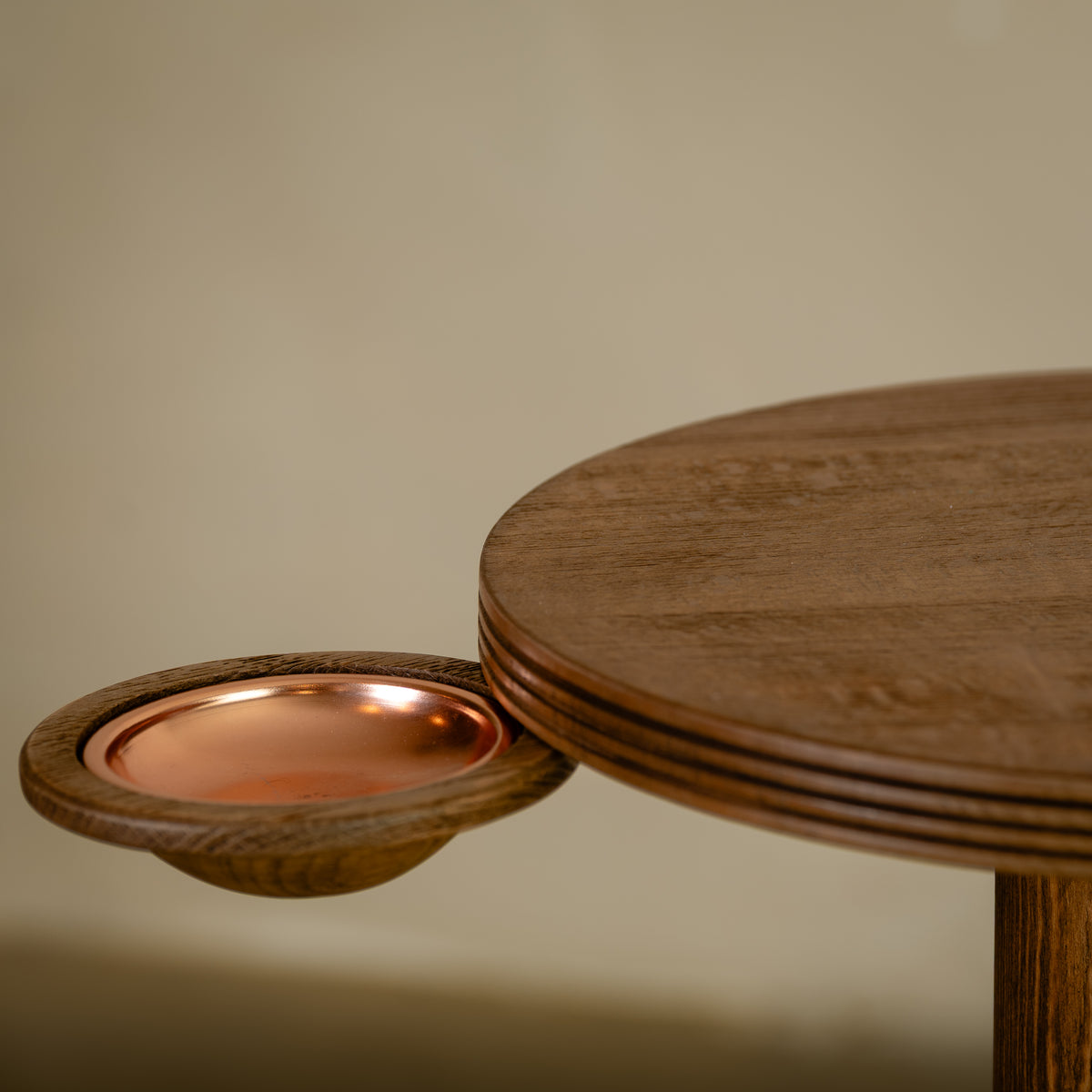 'SMOKER' SIDE TABLE