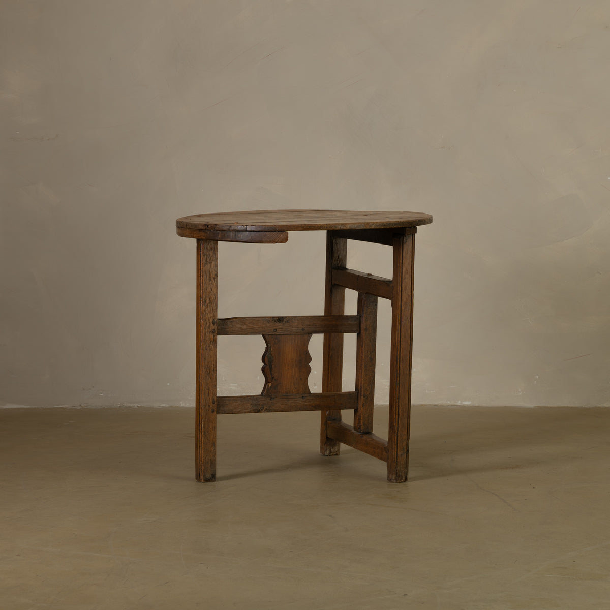 Mesa auxiliar S. XVII
